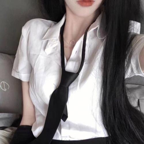 铁汉娇娃